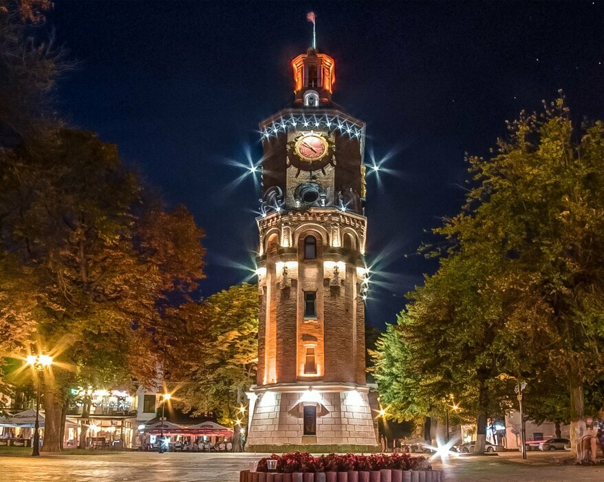 Пропозиція Відвідування виставок та підйом на оглядовий майданчик у Вежі Артинова